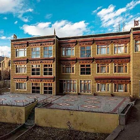 Hotel Alpine Ladakh 레 외부 사진